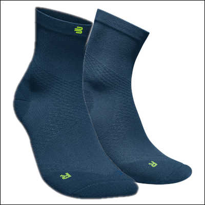 Run Ultralight Mid Cut kurze Compression Socks für Herren