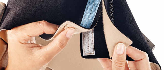 Anwendung von Wraps mit Klettverschlüssen